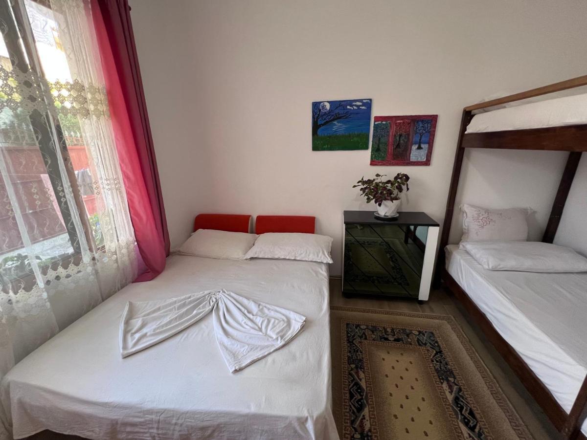 David Guesthouse Shkodër Екстериор снимка