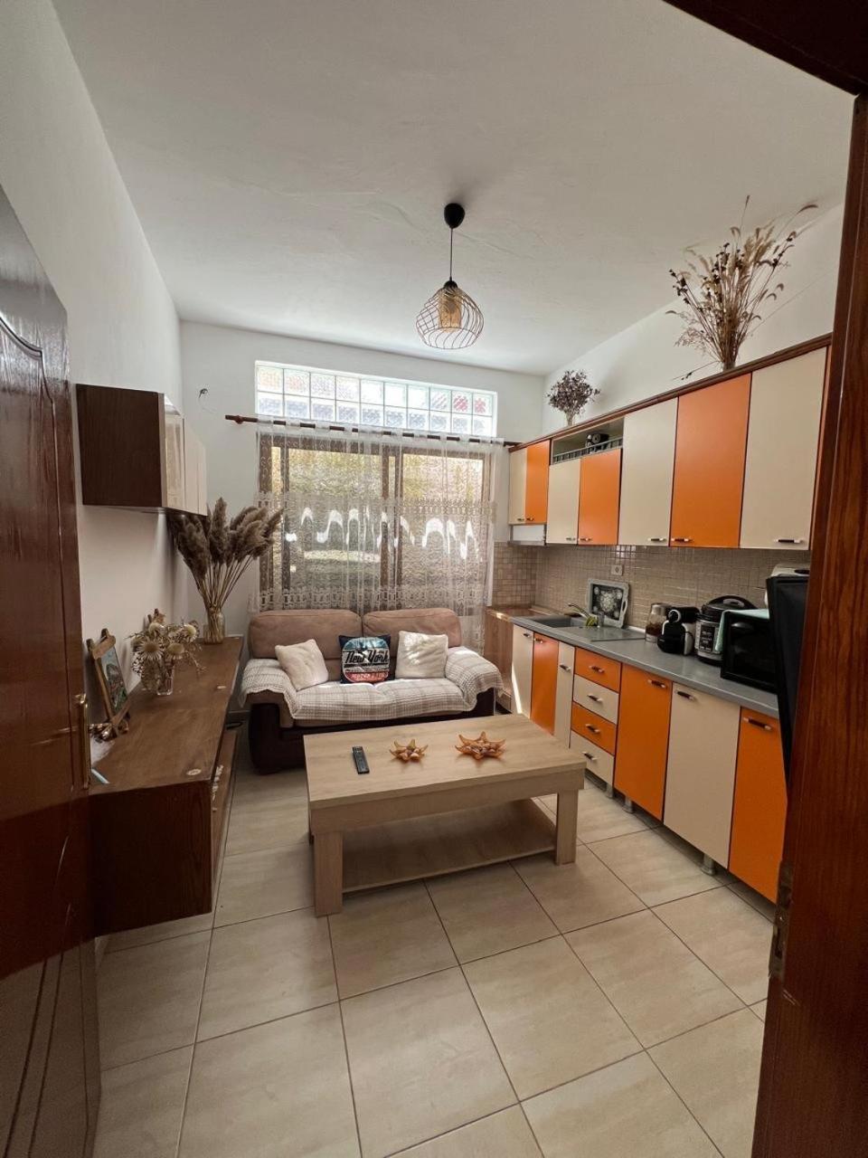 David Guesthouse Shkodër Екстериор снимка